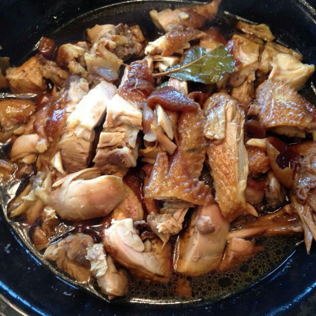 广味酱油鸡