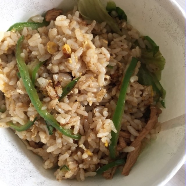 青椒肉丝炒饭