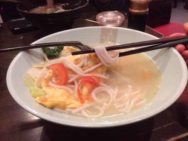 煎蛋米线
