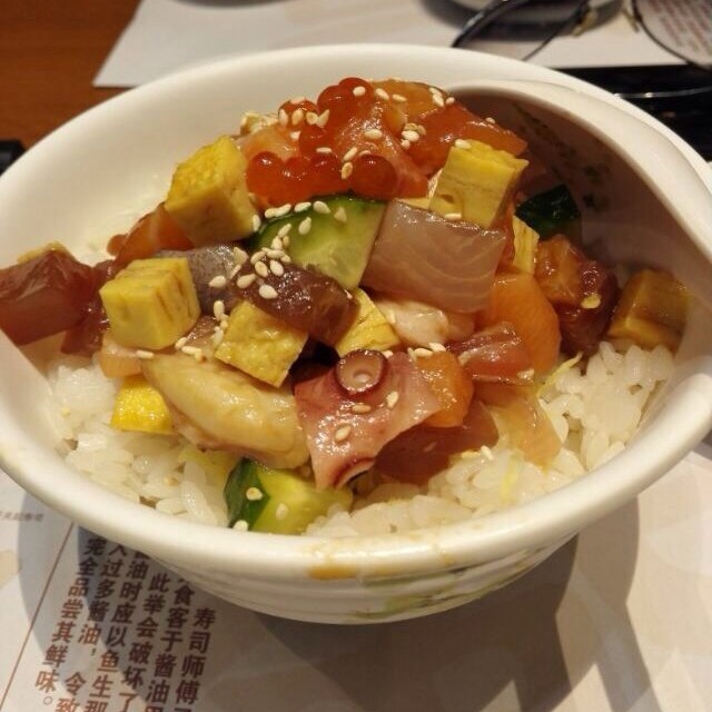 杂锦刺身饭