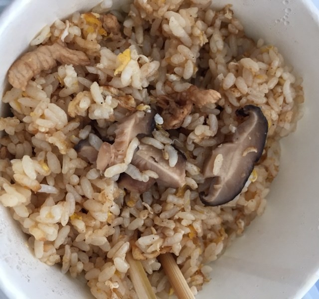 香菇肉丝炒饭
