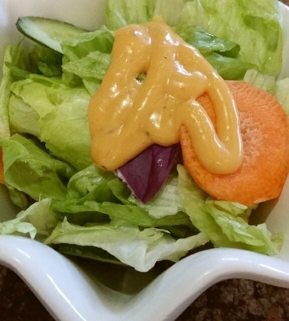 沙拉