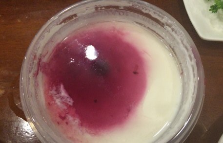 蓝莓酸奶