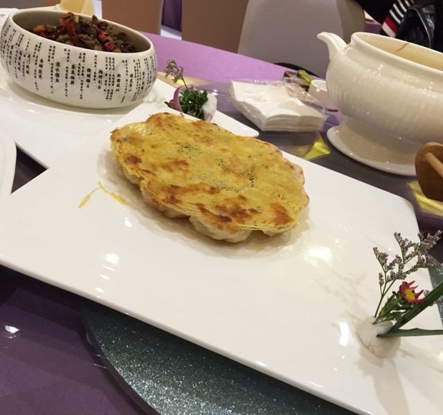 丝网韭菜煎饺