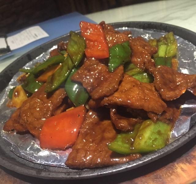 铁板黑椒牛柳