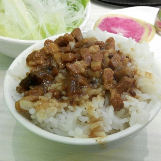台湾特色卤肉饭