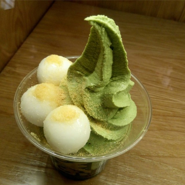 抹茶白玉冰淇淋杯