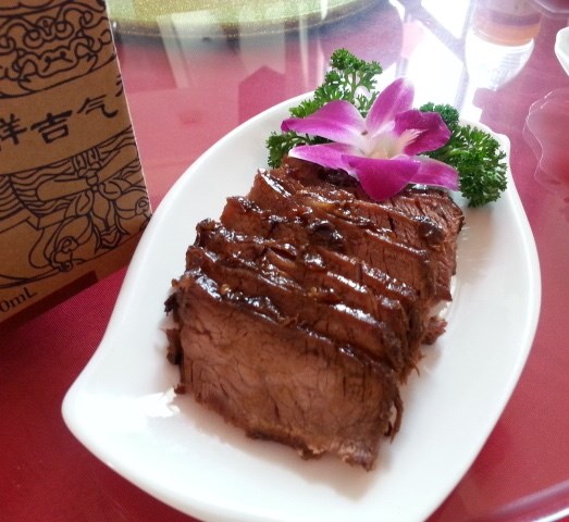 酱汁牛肉