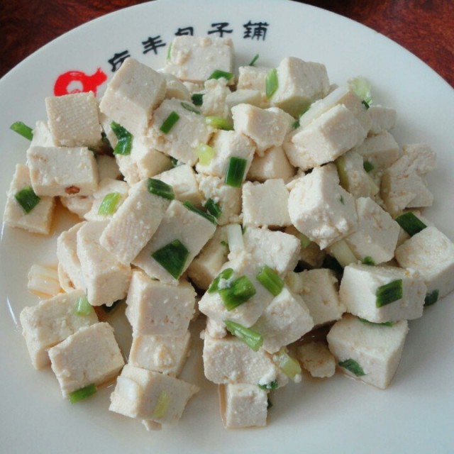 小葱拌豆腐