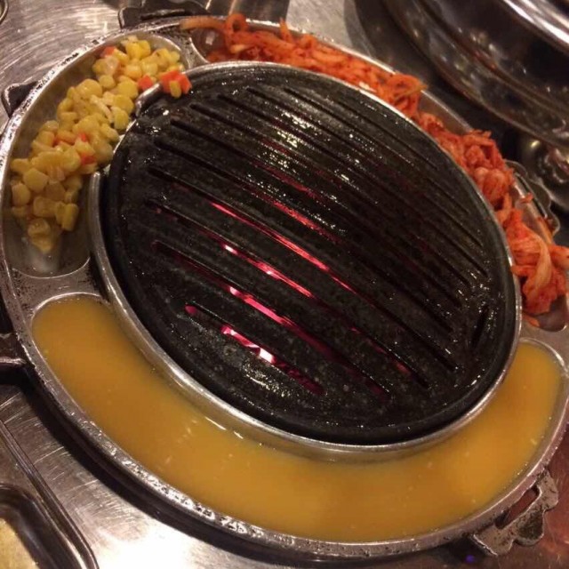 鸡蛋泡菜玉米锅