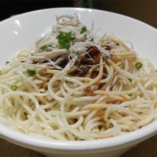 鸡丝凉面
