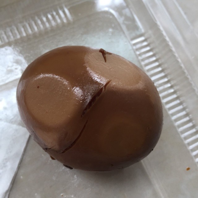 卤蛋