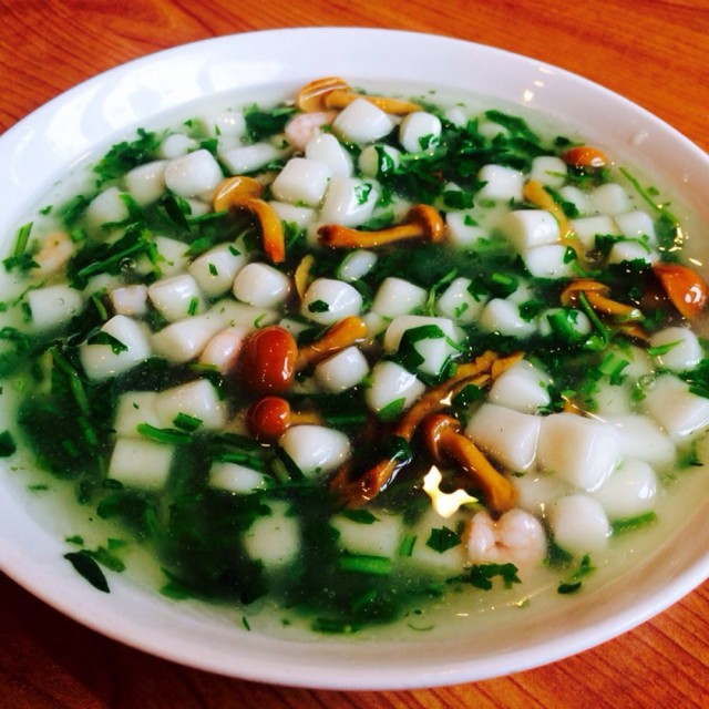 荠菜烩年糕