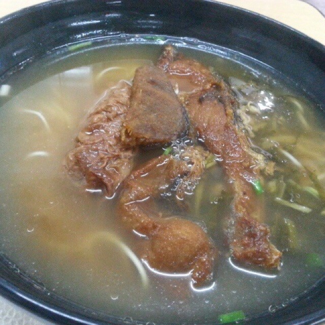 爆鱼面