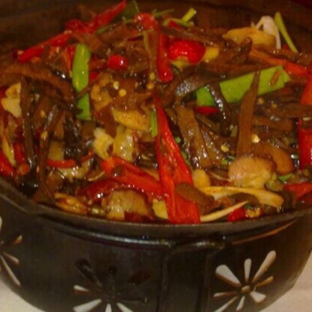 茶树菇腊肉煲