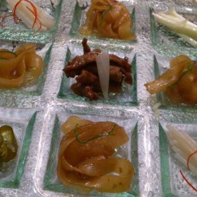 九宫格炒河粉