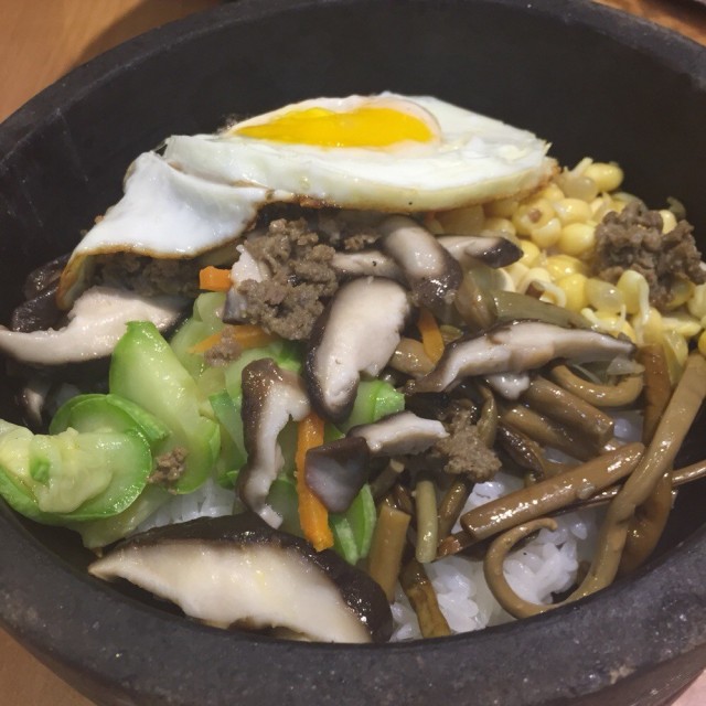石锅拌饭