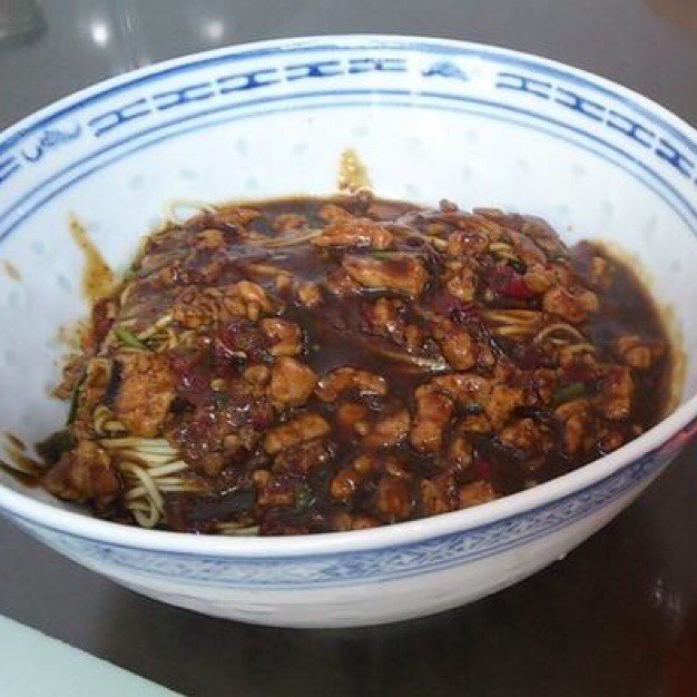 辣肉丝面
