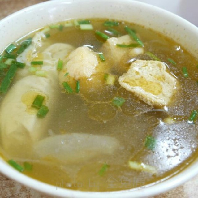 油豆腐粉丝汤