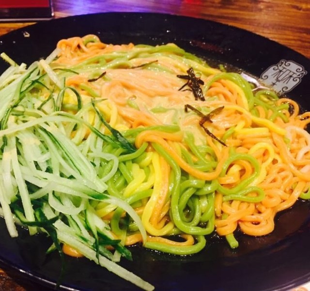 特色麻将葱油拌面