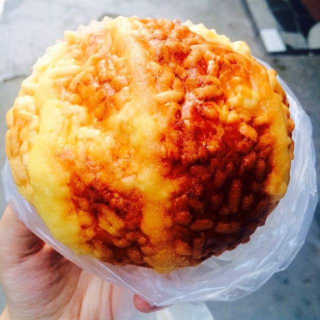 奶酥菠萝包