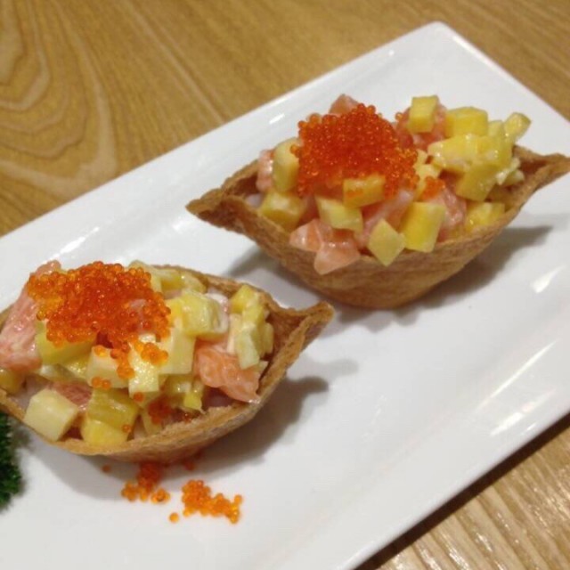 三文鱼芒果腐皮