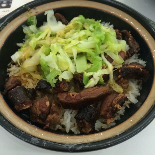 酱鸭煲仔饭