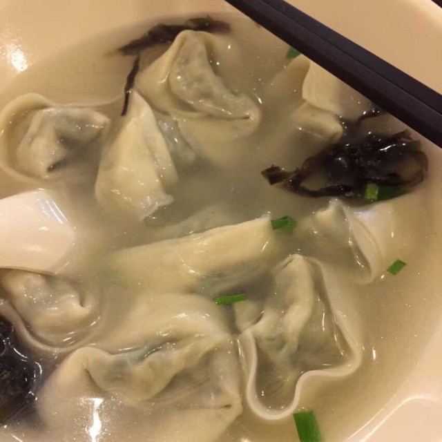 荠菜馄饨