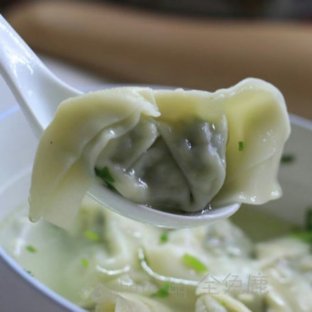 荠菜馄饨