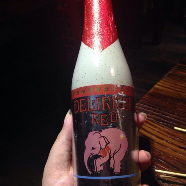 粉像樱桃啤酒