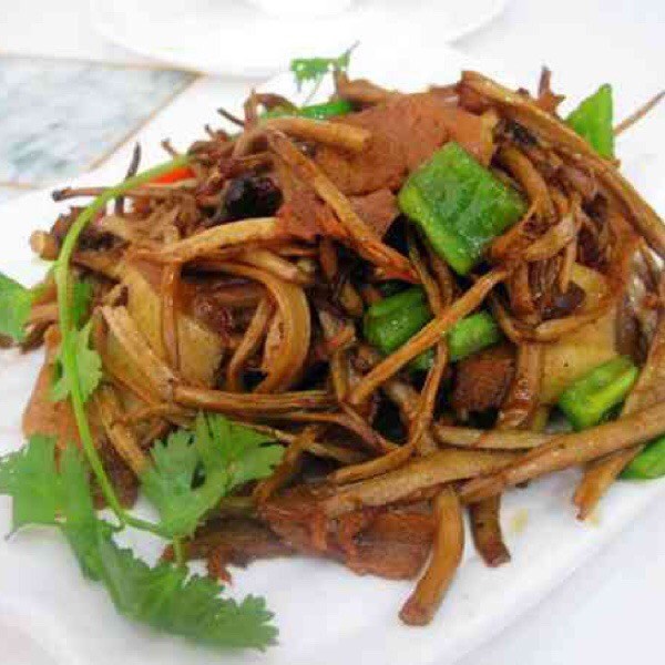 茶树菇回锅肉