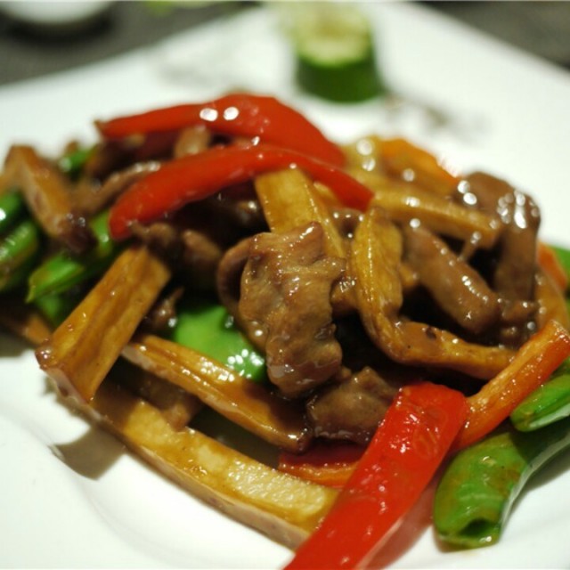 杏鲍菇炒牛柳