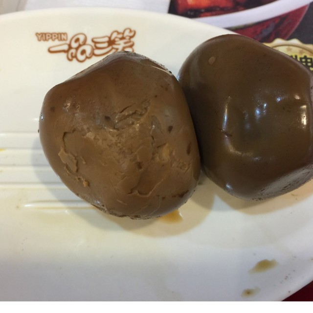 卤蛋