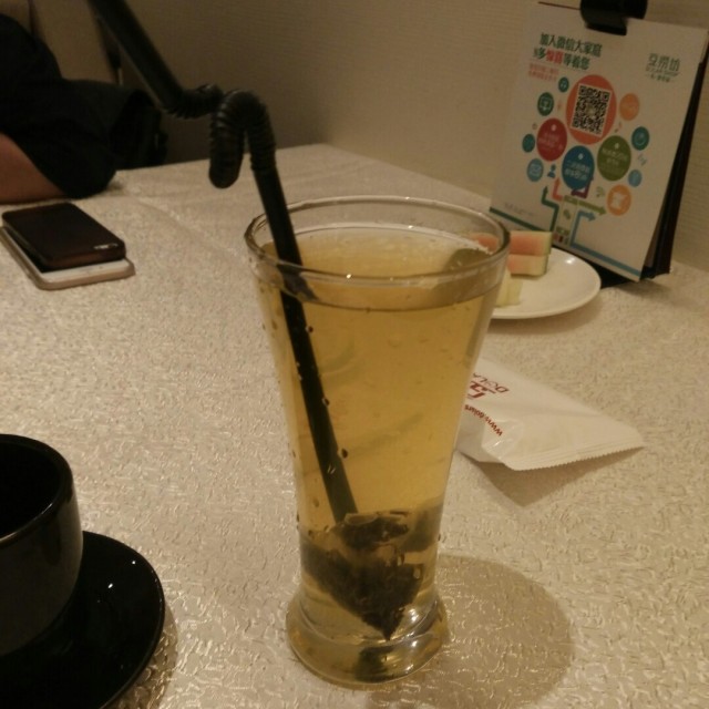 蜜桃乌龙茶