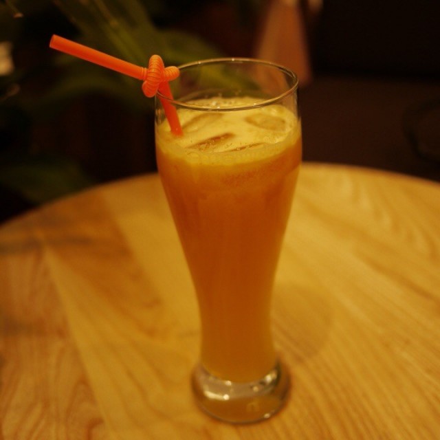 冰柠檬茶