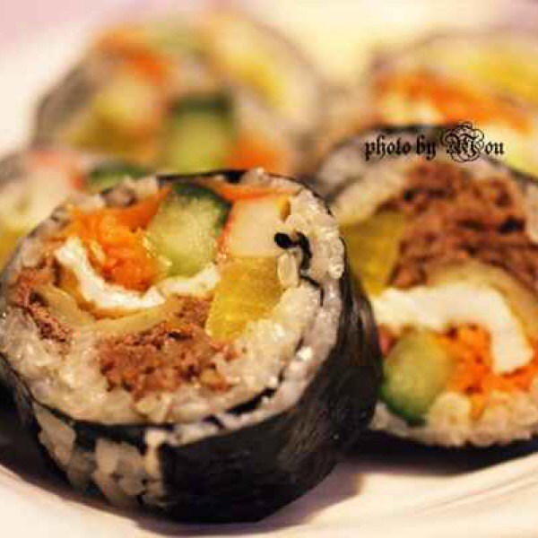 金枪鱼紫菜包饭