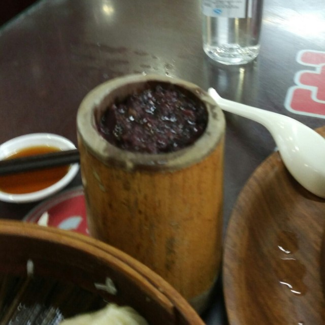 竹筒血糯米
