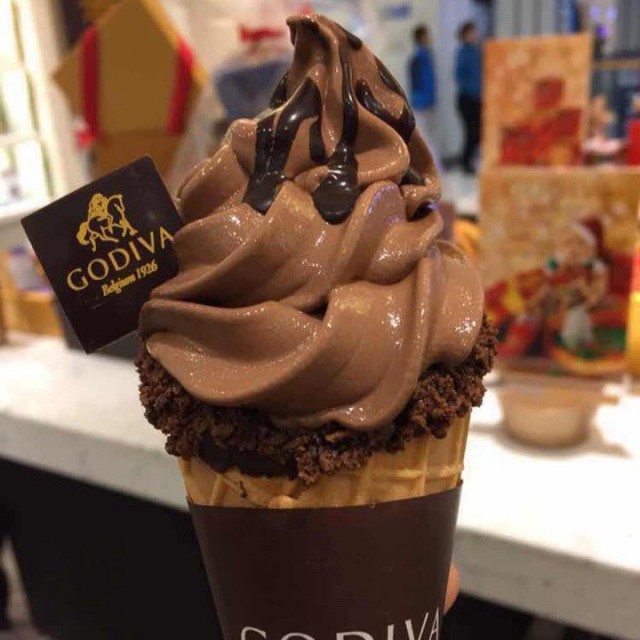 冰激凌蛋筒