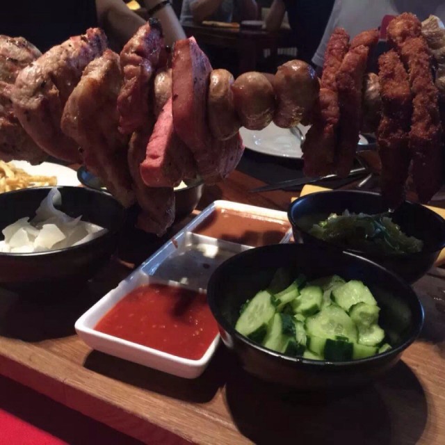 烤肉拼盘
