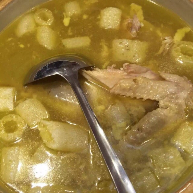 竹荪鸡汤