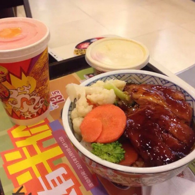 照烧鸡排饭