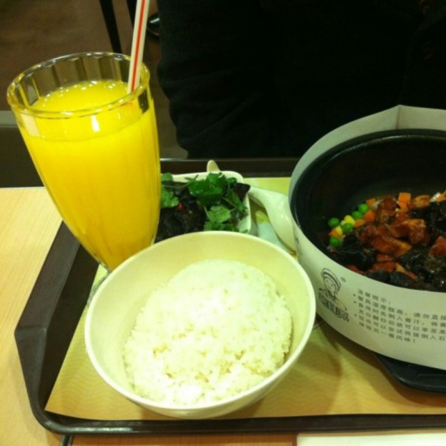 红烧排骨过桥饭