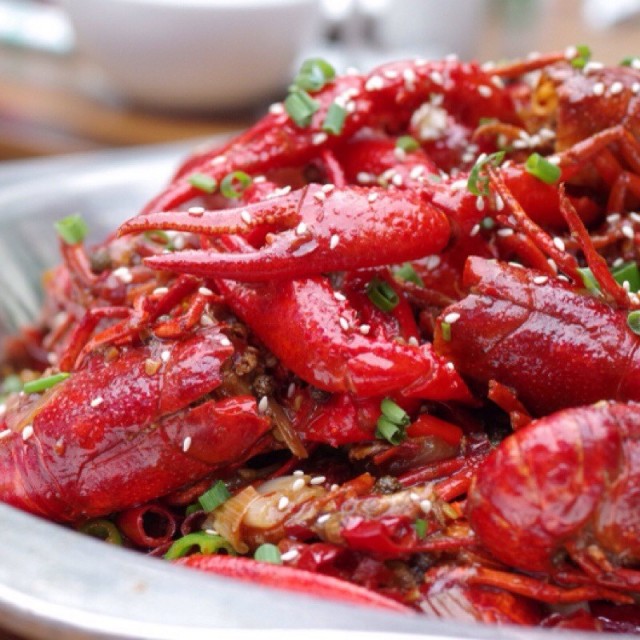 油焖小龙虾