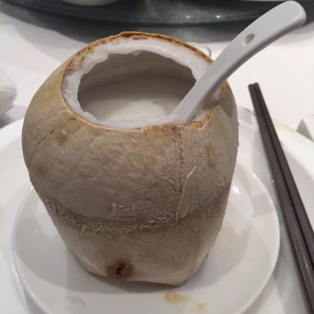 椰汁炖官燕