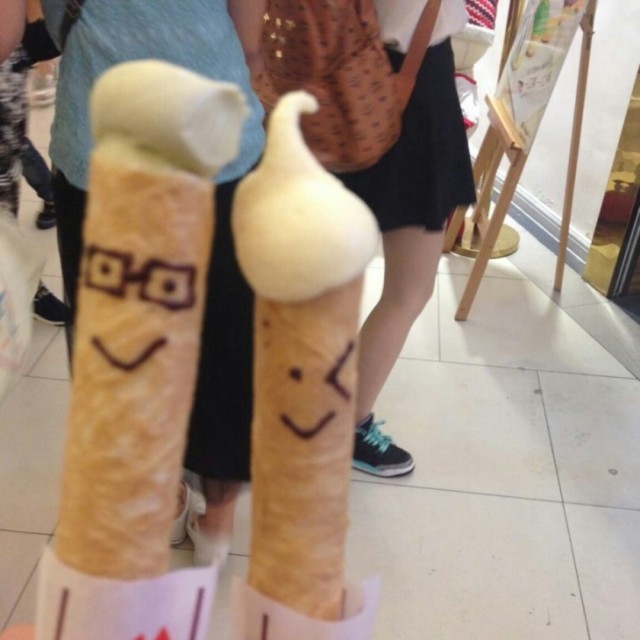 冰激凌蛋卷