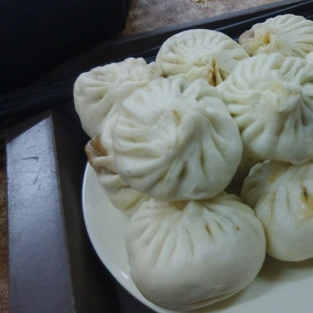 鲜虾菜心包子