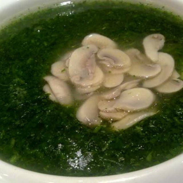 荠菜蘑菇汤