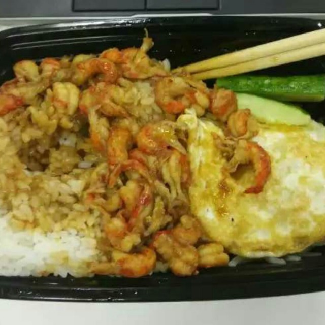 龙虾盖浇饭