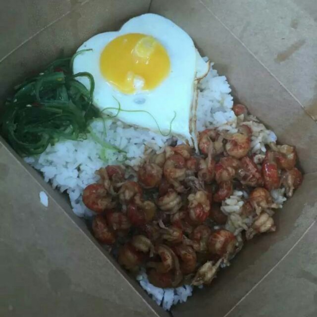 龙虾盖浇饭