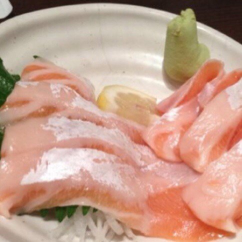 三文魚腩刺身
